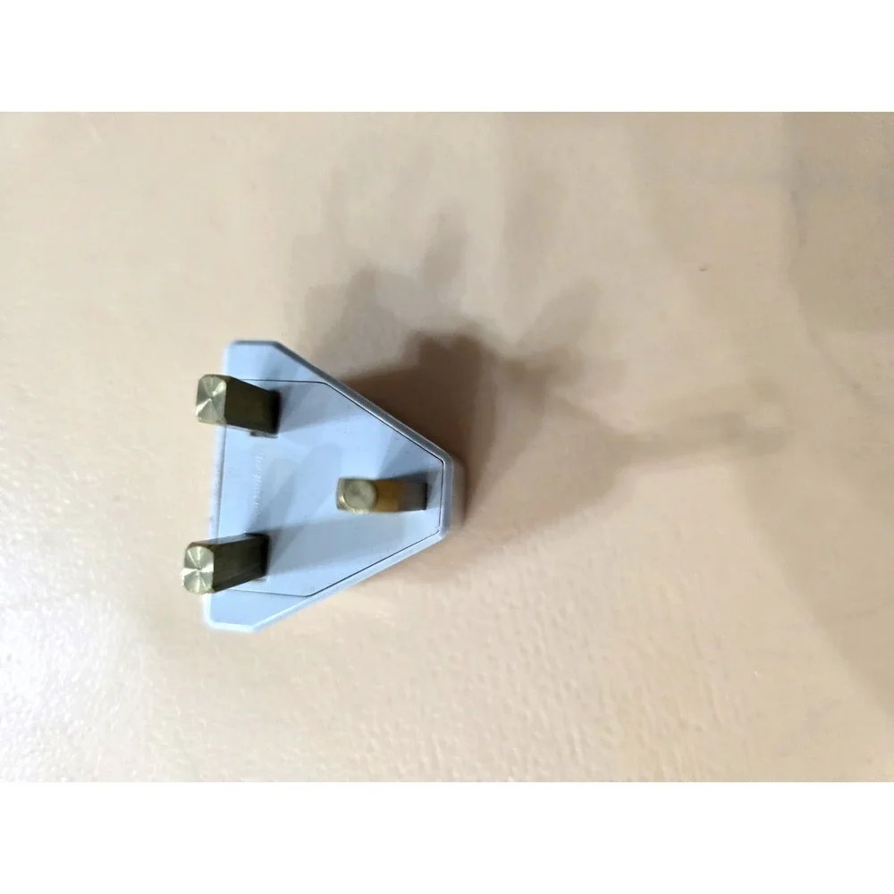 Norelco Travel Care TK1 Plug International European Travel Converter Adapter Kit